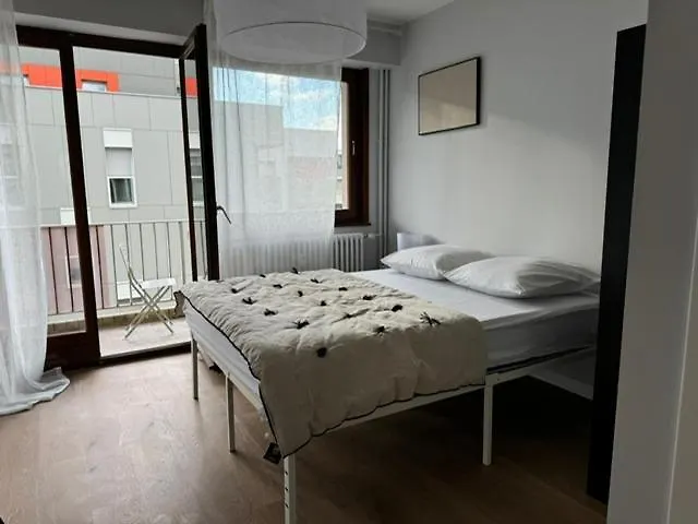 M74 Marquer Joli Studio Centre Ville Annemasse Apartment